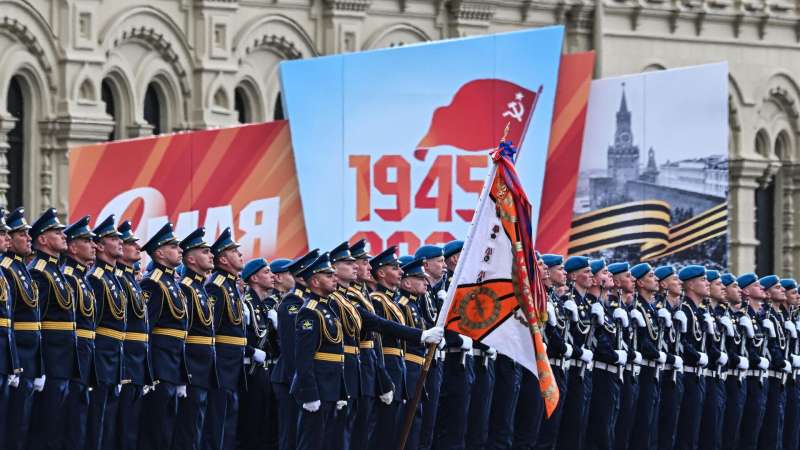 putin-priglasil-tokaeva-na-prazdnovanie-80-letija-pobedy-v-moskvu-67e04d5.jpg