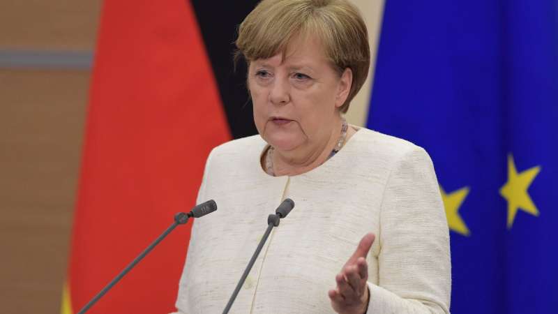 merkel-dala-vtjanut-sebja-v-igru-s-podavleniem-rossii-zajavili-v-kremle-e6473ed.jpg