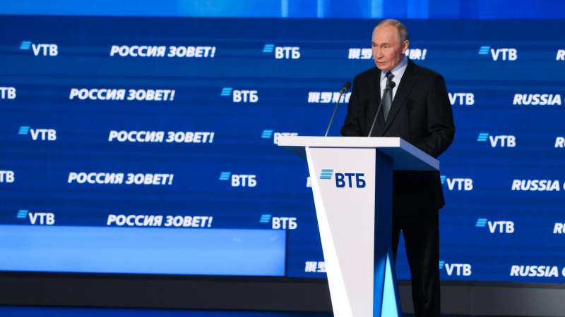 putin-rasskazal-ob-instrumentah-podderzhki-vazhnyh-otraslej-ekonomiki-90675fd.jpg