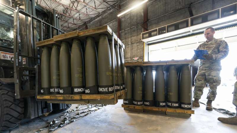 ssha-gotovjat-novyj-paket-voennoj-pomoshhi-ukraine-pishet-reuters-6f2805d.jpg