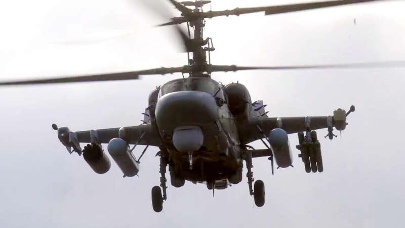 svo-rossijskij-vertolet-ka-52m-unichtozhil-opornyj-punkt-vsu-v-kurskoj-oblasti-fe9a4c0.jpg