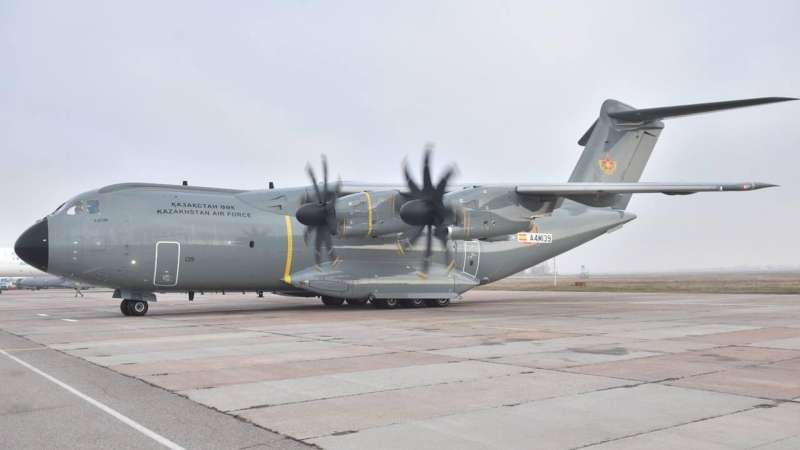 vvs-kazahstana-poluchili-novyj-voenno-transportnyj-samolet-a-400m-99737f0.jpg