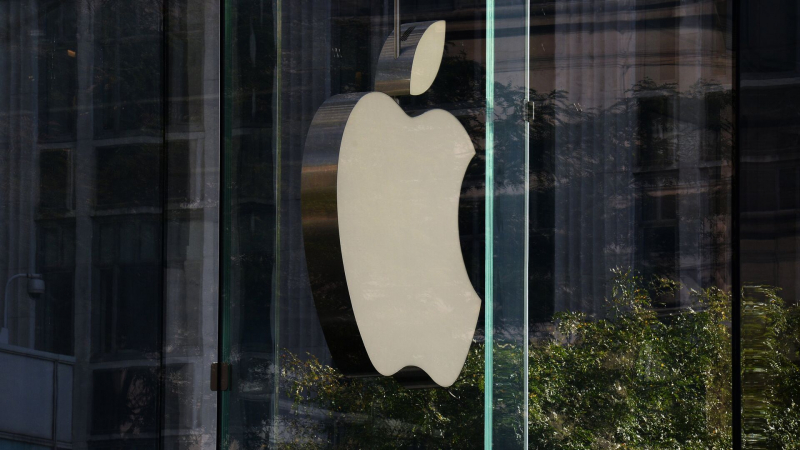 Apple объяснила удаление приложений СМИ и VPN-сервисов из App Store