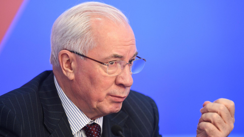 Киев делает все, чтобы переговоры не состоялись, заявил экс-премьер Украины