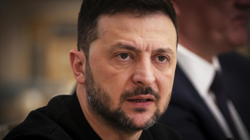 "Сотни мужчин": на Украине нашли плюс в решении Зеленского по США
