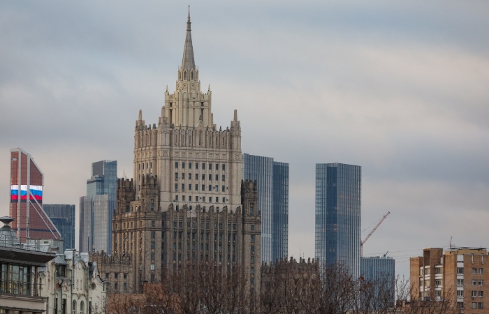В МИД РФ назвали грабежом выделение Украине $20 млрд за счет российских активов